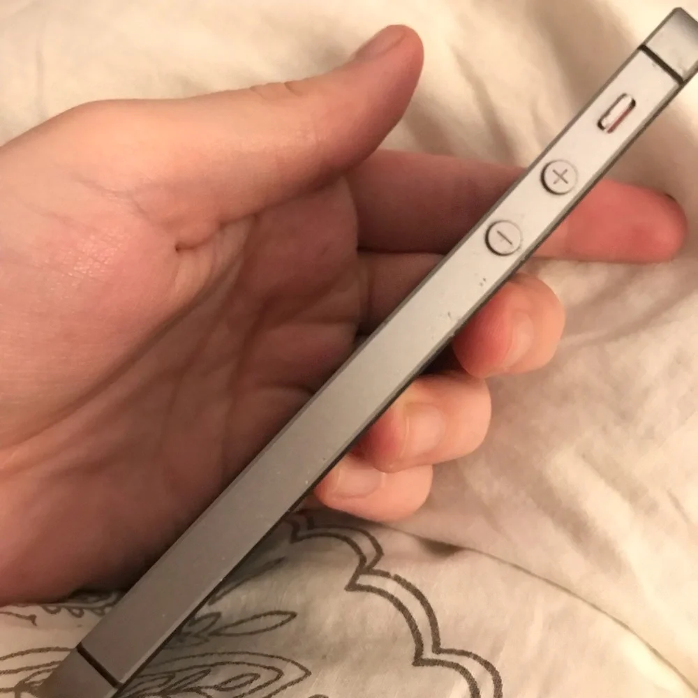 Apple iPhone SE 1st Generation - For Parts